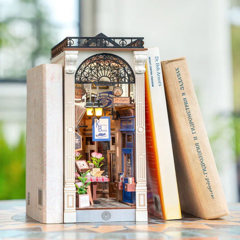 Rolife Arcade Dating Book Nook & Wonderland - Image 2