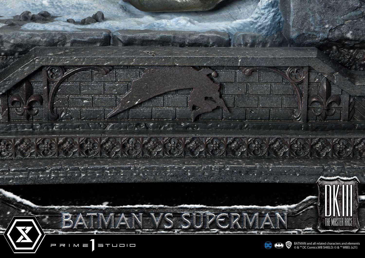 PRE-ORDER Batman versus Superman Statue - Image 34