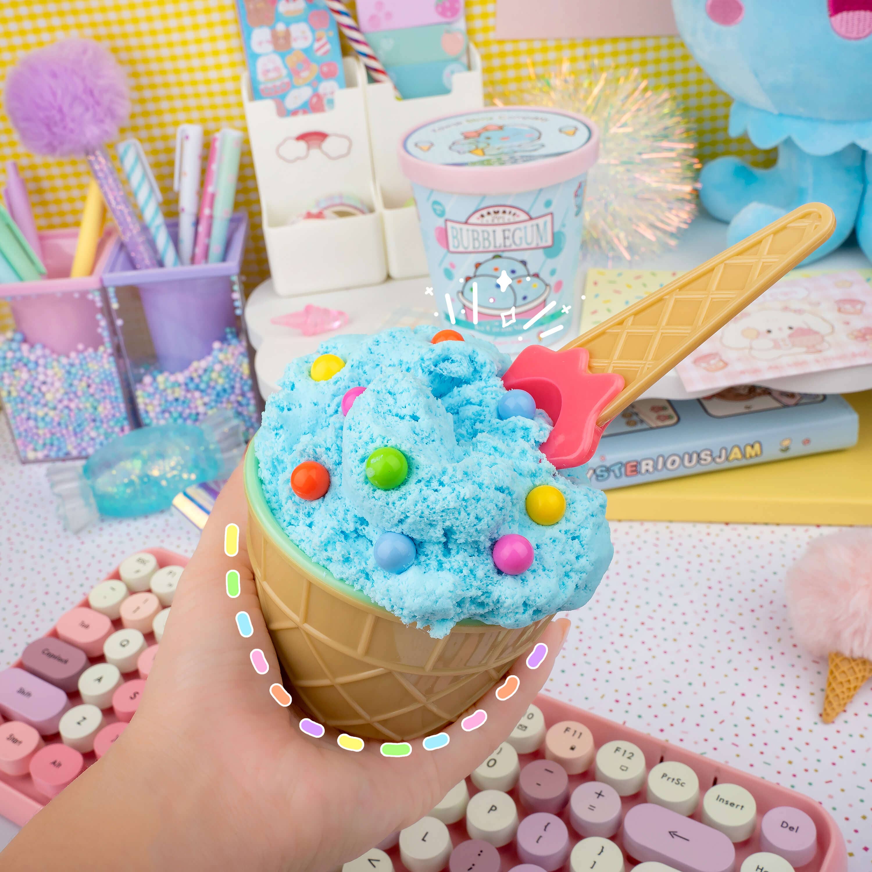 Bubblegum Scented Ice Cream Pint Slime - Image 2