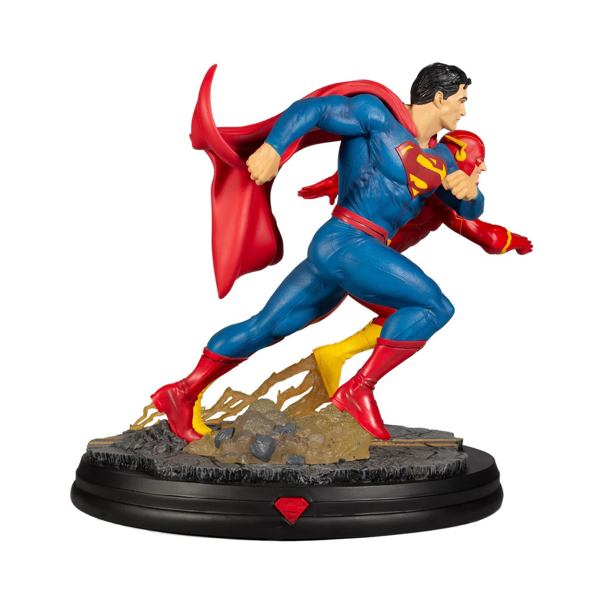 DC Battle Superman Vs The Flash Racing Statue - Image 2