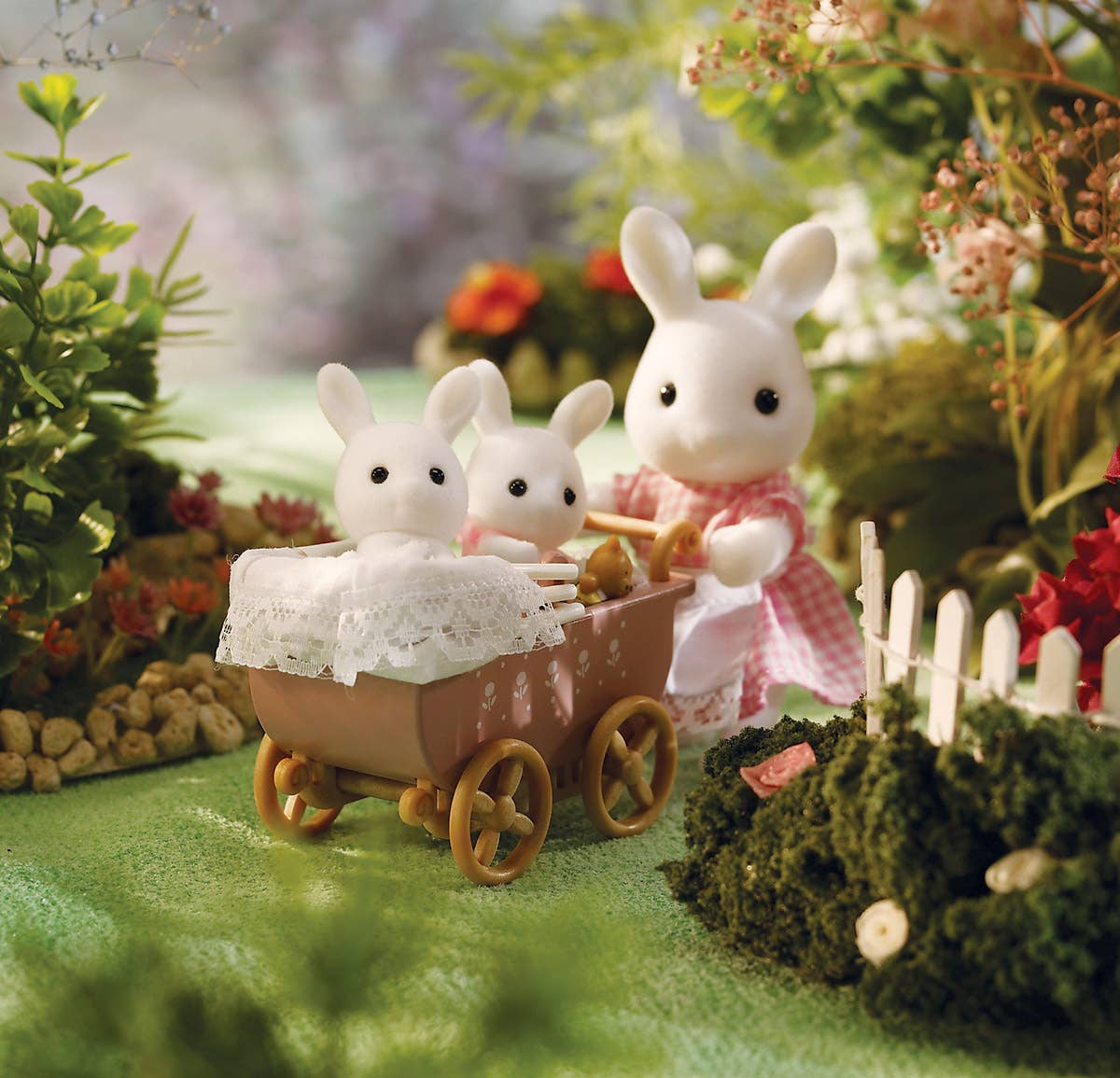 Calico Critters  Carriage Ride, Collectible Toys - Image 2