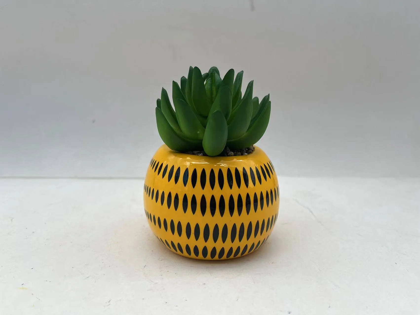Garfield Head Mini Ceramic Planter with Faux Plant - Image 4
