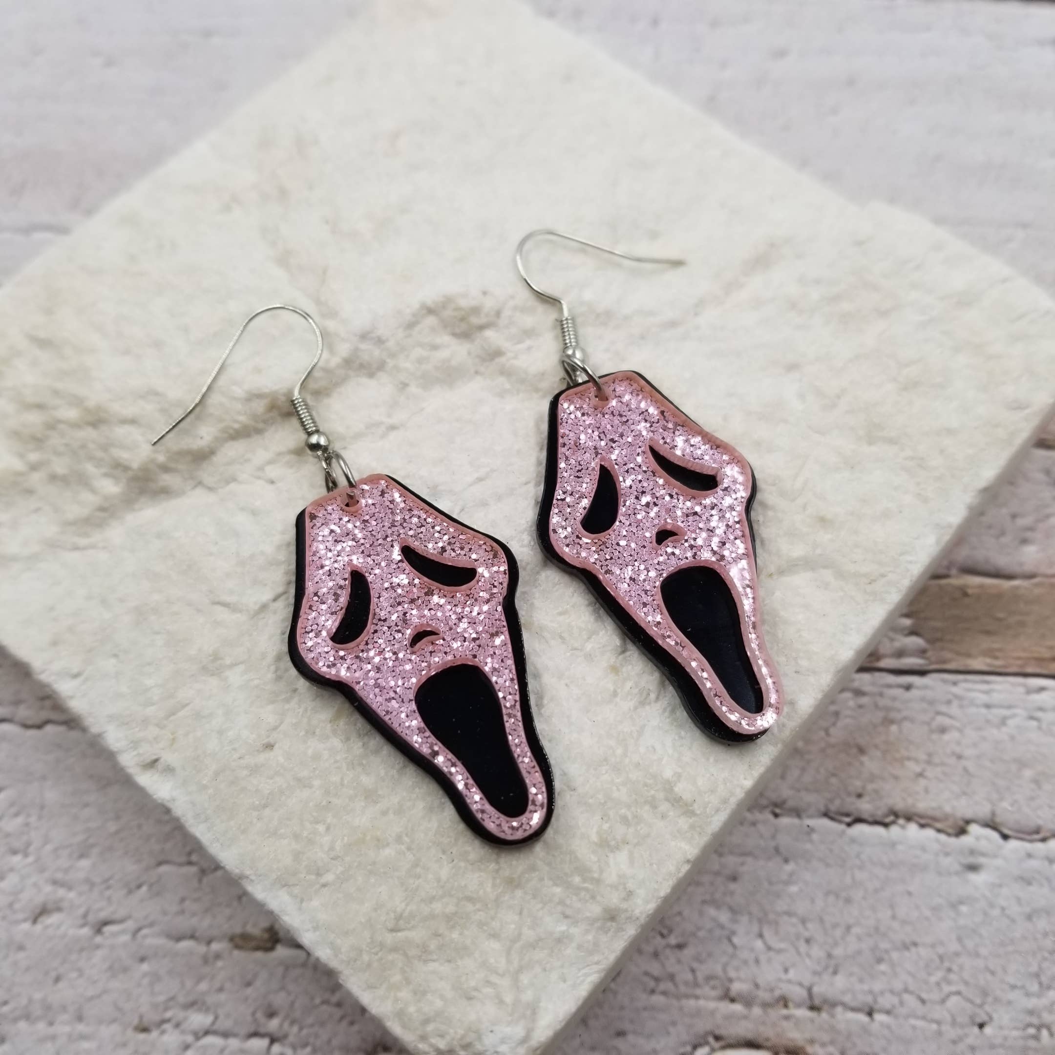 Halloween Confotti Screaming Ghost Face Earrings - Image 2