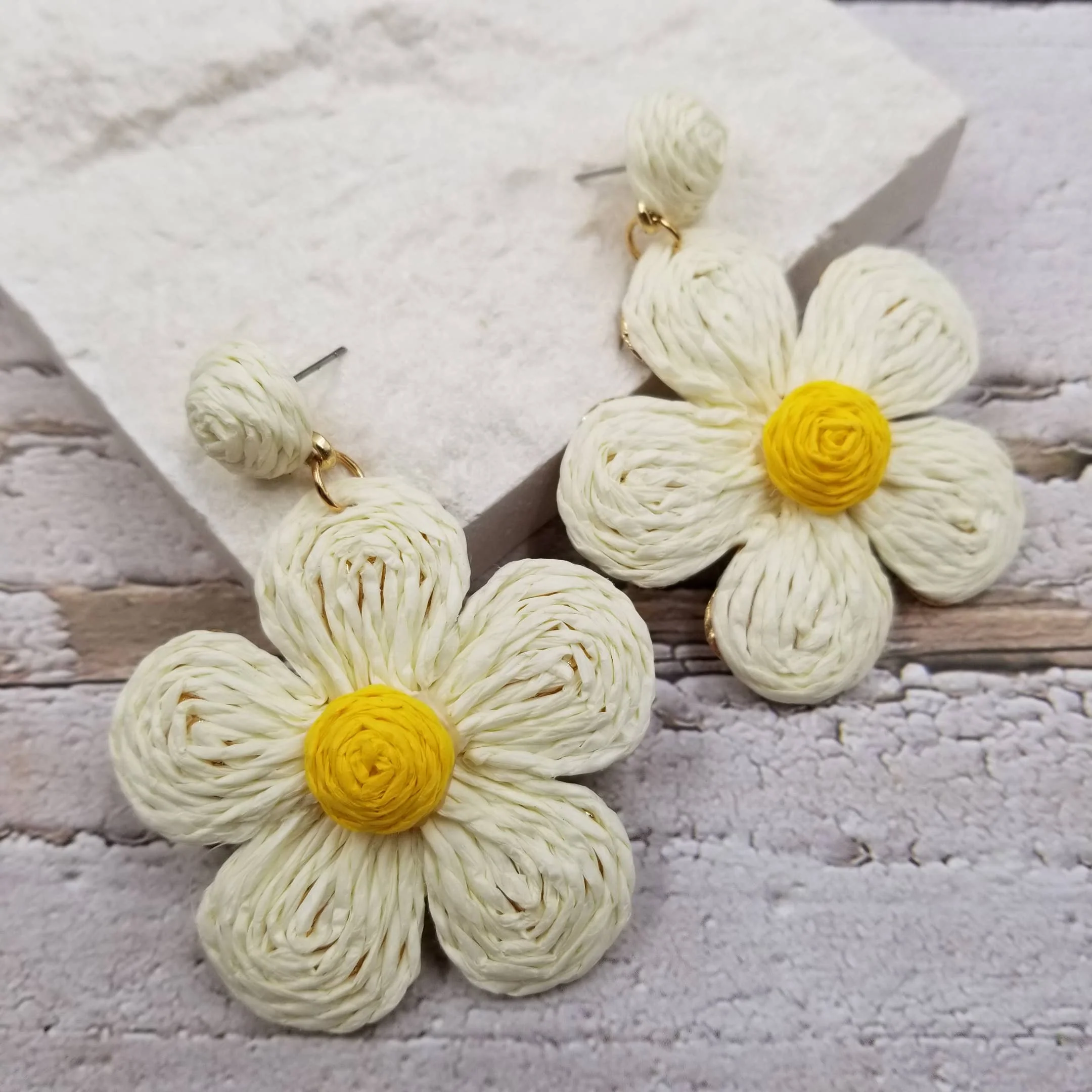 Handmade Flower Beach Rattan Pom Poms Earring - Image 3