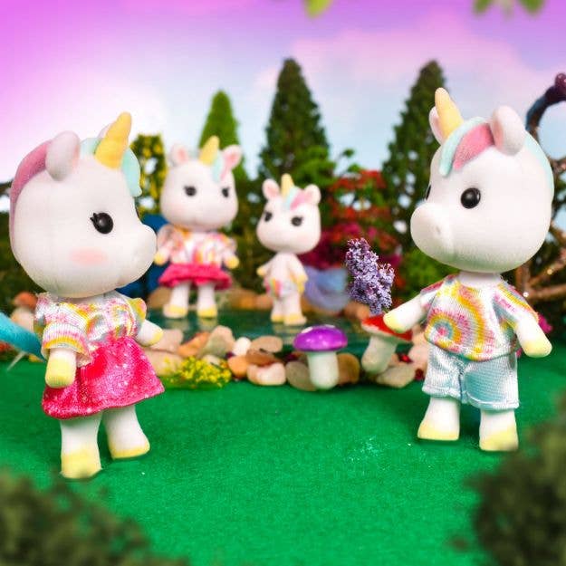Honey Bee Acres The Daydreamers Unicorn Family Set - Image 3