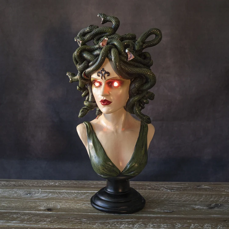 Medusa Bust W/Led - Image 2