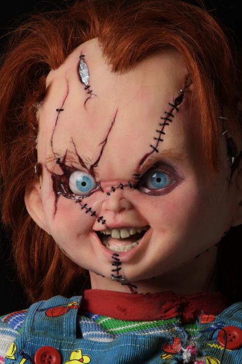 Bride of Chucky Life-Size Chucky Replica - Image 13