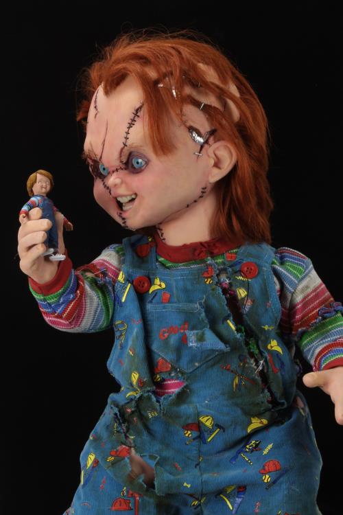 Bride of Chucky Life-Size Chucky Replica - Image 14