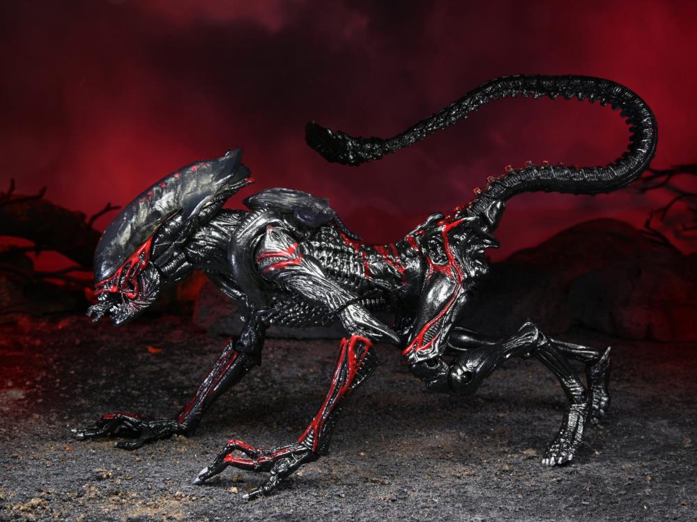 7″ NECA Scale Action Figure – Kenner Tribute Ultimate Night Cougar Alien - Image 10