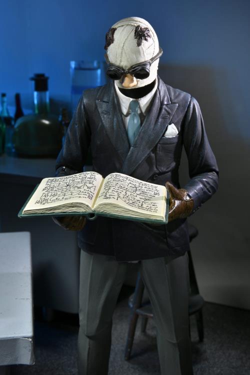 Universal Monsters Ultimate Invisible Man Figure - Image 12