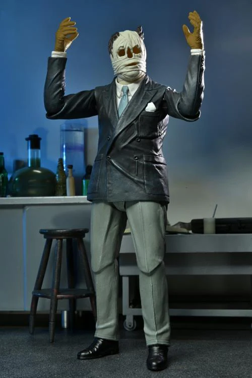 Universal Monsters Ultimate Invisible Man Figure - Image 9