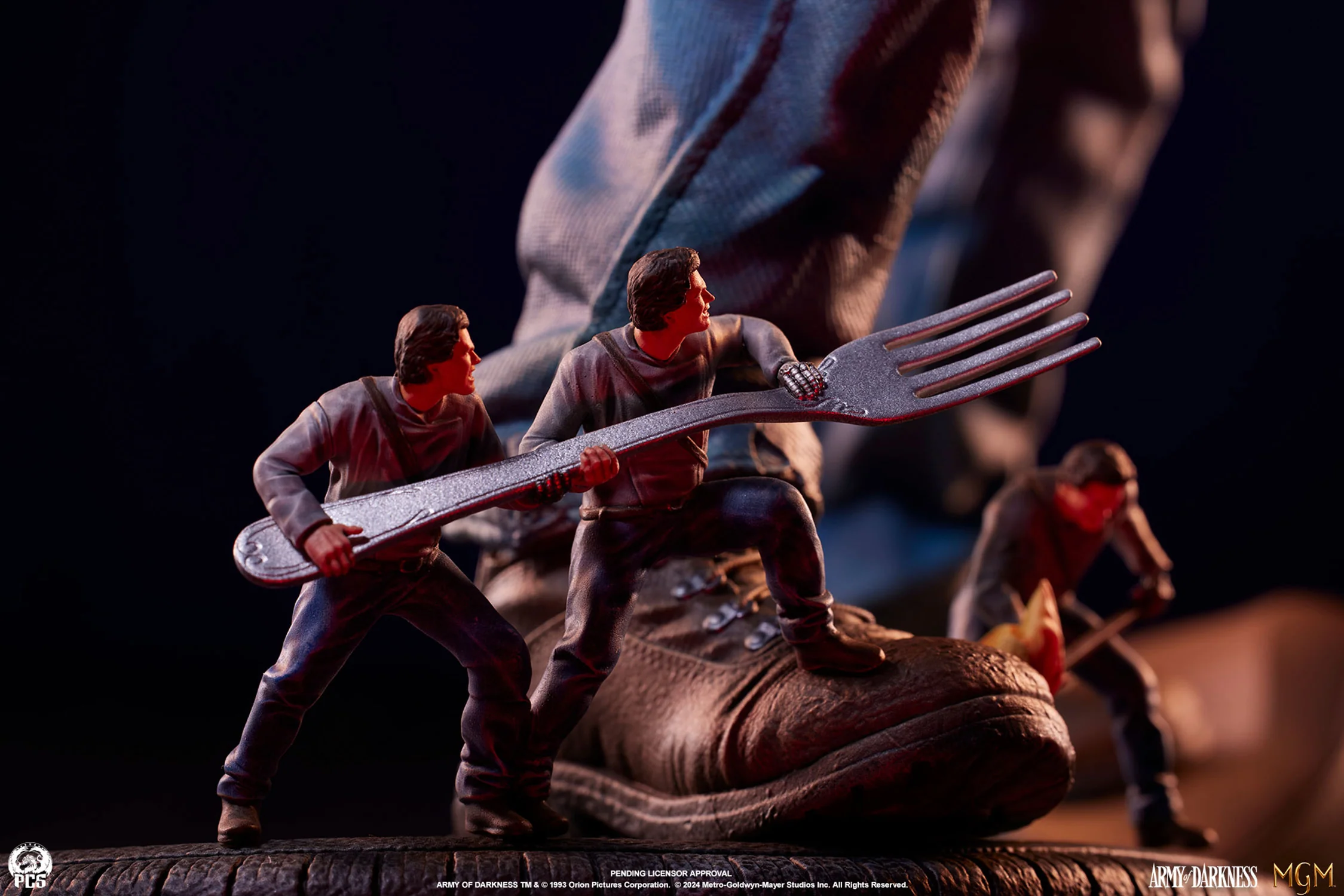 Ash Quarter Scale Statue - Image 4
