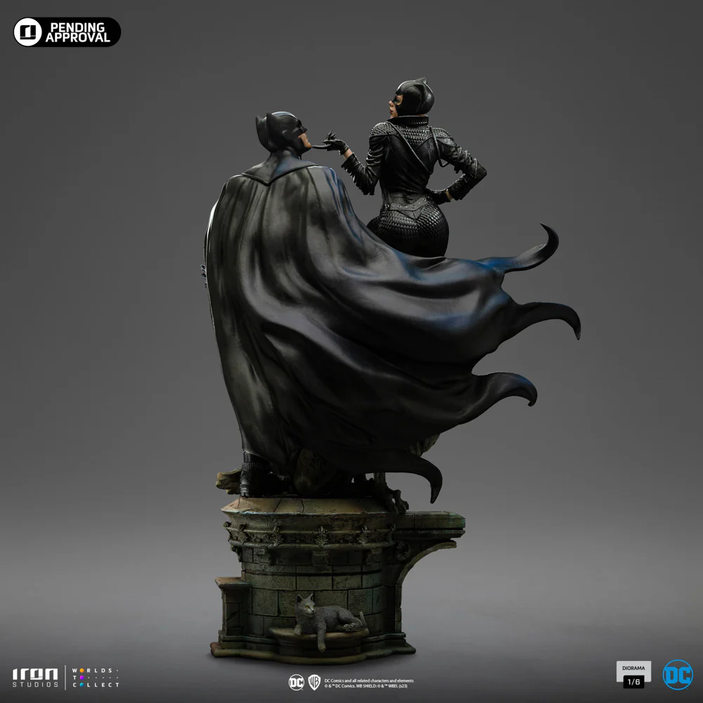 Batman and Catwoman Sixth Scale Diorama - Image 6