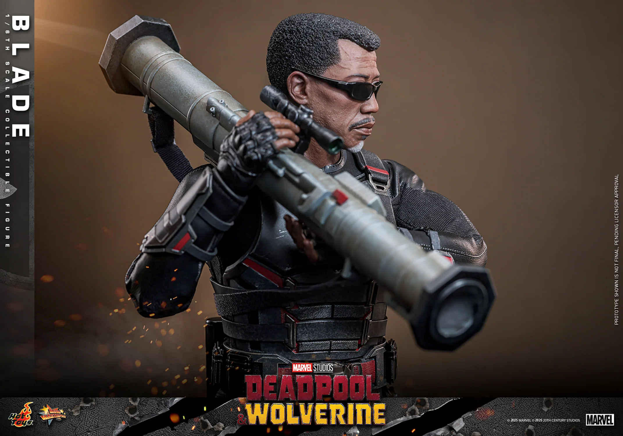 PRE-ORDER Blade Sixth Scale Figure - Image 2