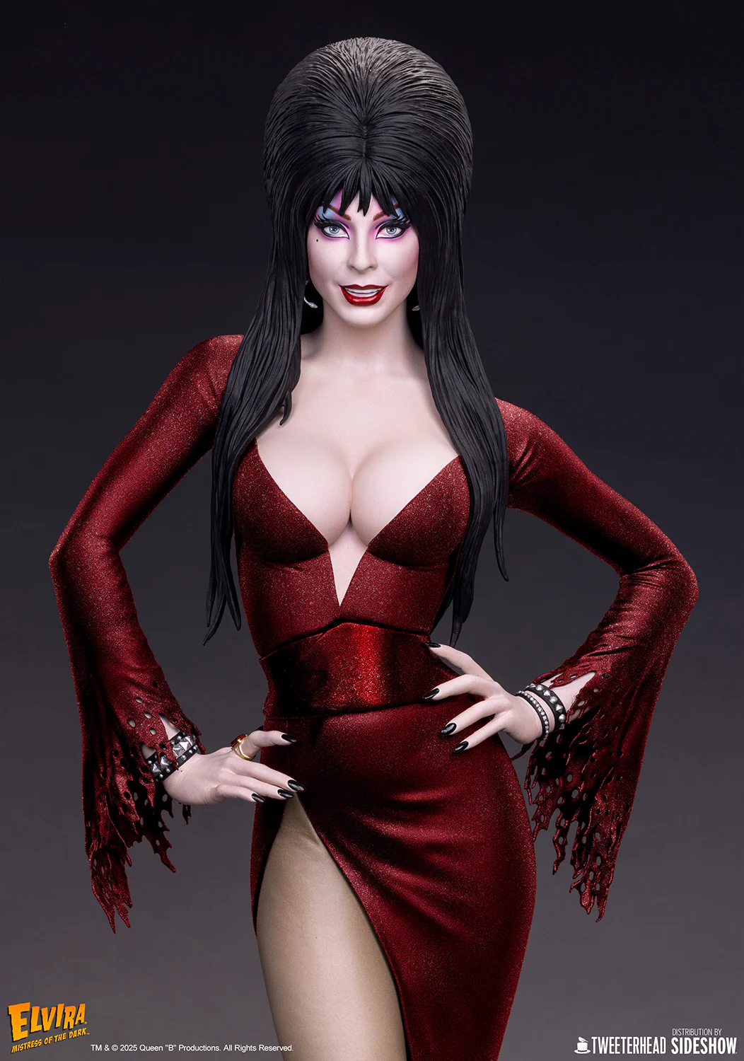 PRE-ORDER Elvira: Mistress of the Dark (Red Glitter Dress Variant) - Image 3