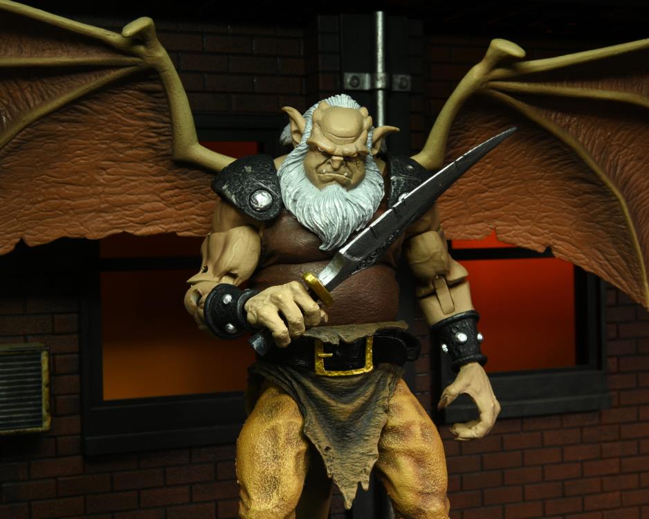 Disney's Gargoyles Ultimate Hudson Figure - Image 11