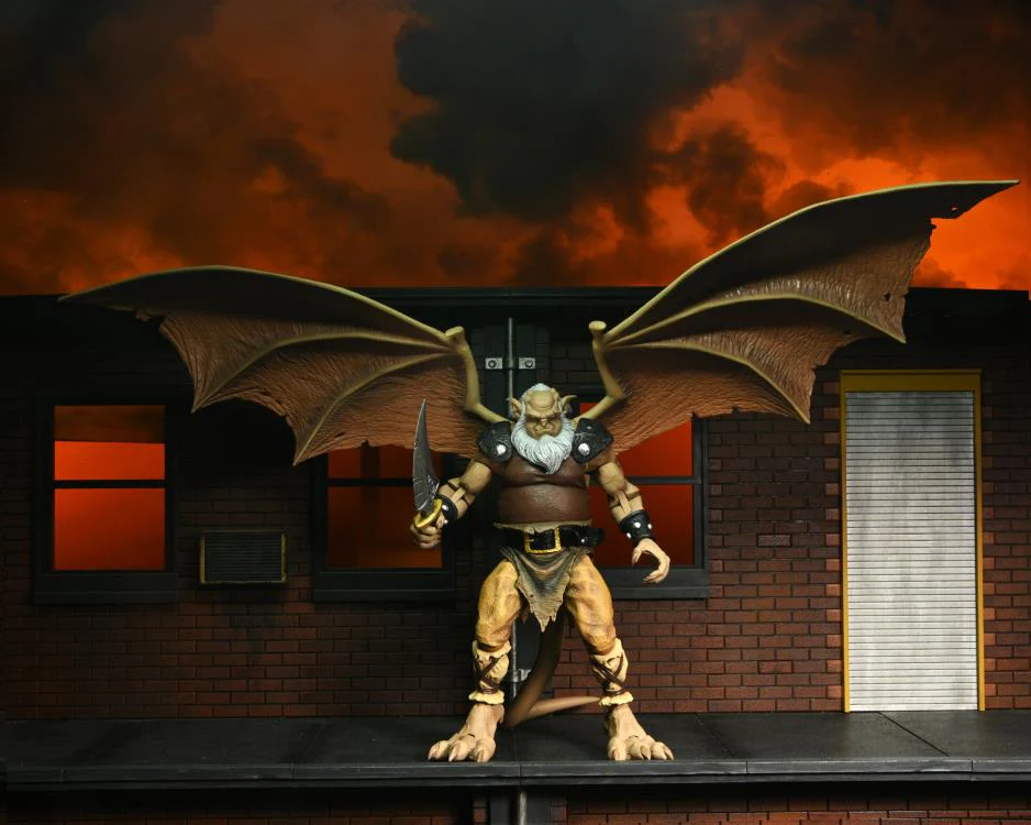 Disney's Gargoyles Ultimate Hudson Figure - Image 3
