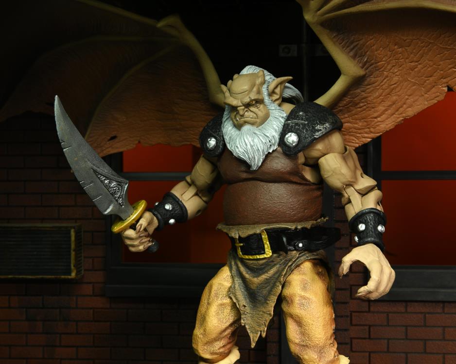 Disney's Gargoyles Ultimate Hudson Figure - Image 7