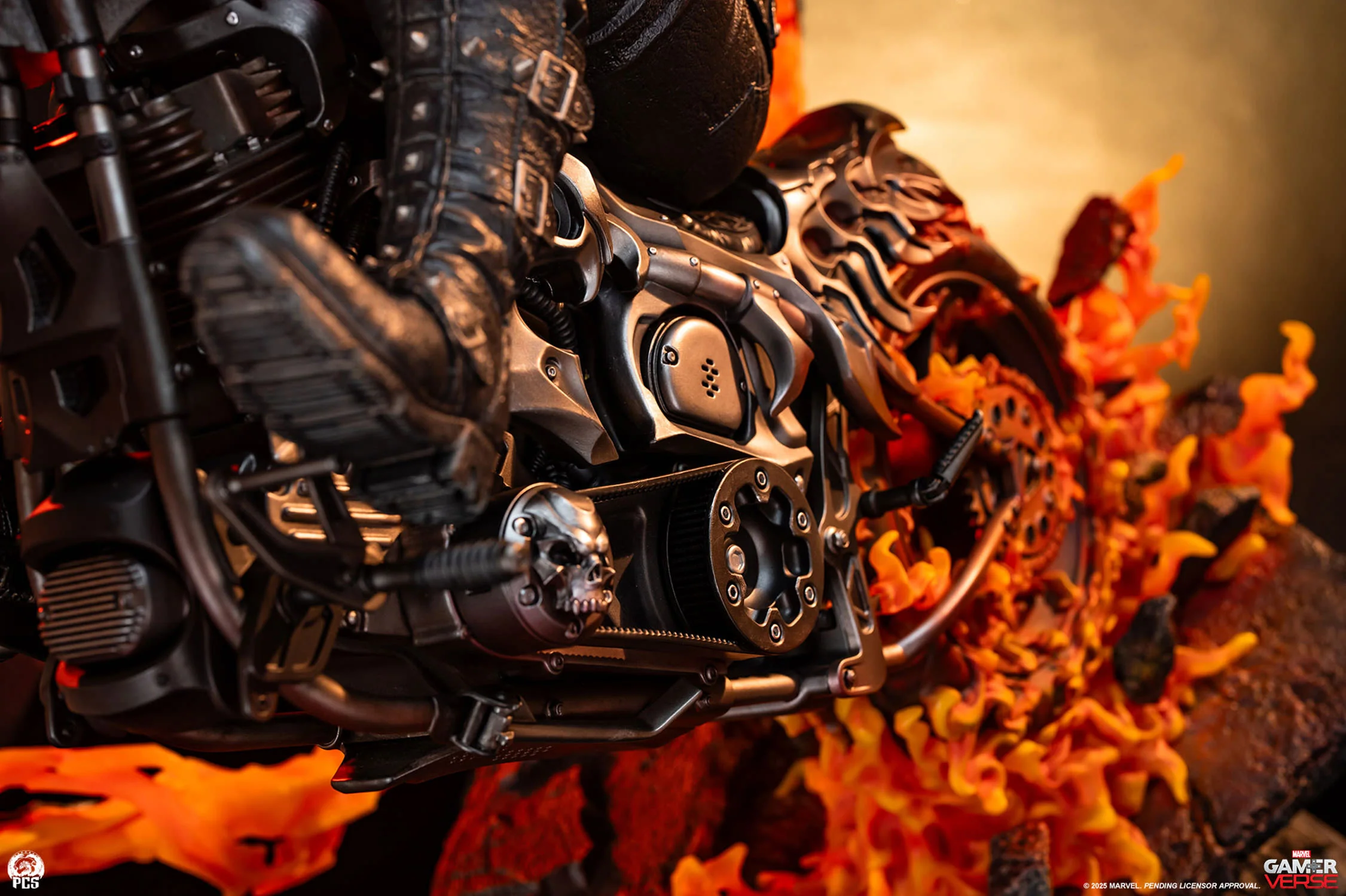 PRE-ORDER Ghost Rider 1:3 Scale Statue - Image 4