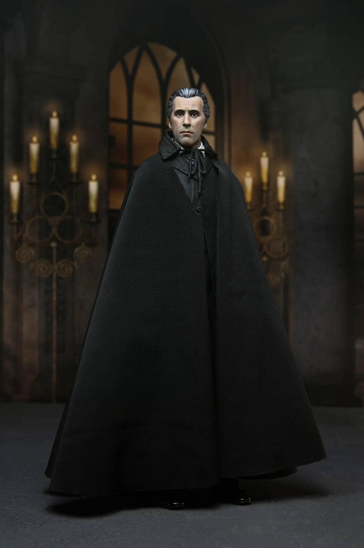 Hammer Films: Horror of Dracula (1958) - 7" Scale Action Figure - Ultimate Count Dracula - Image 3