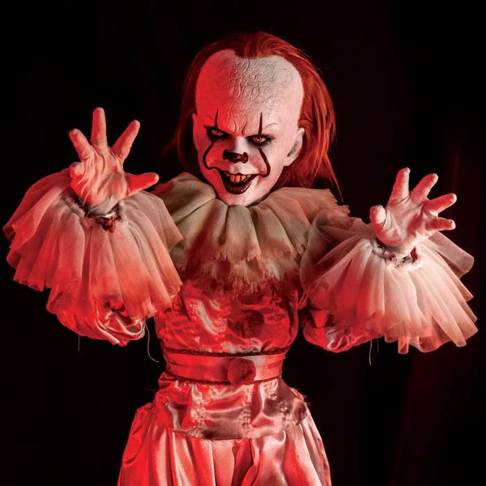 Pennywise Premium Scale Doll - Image 2