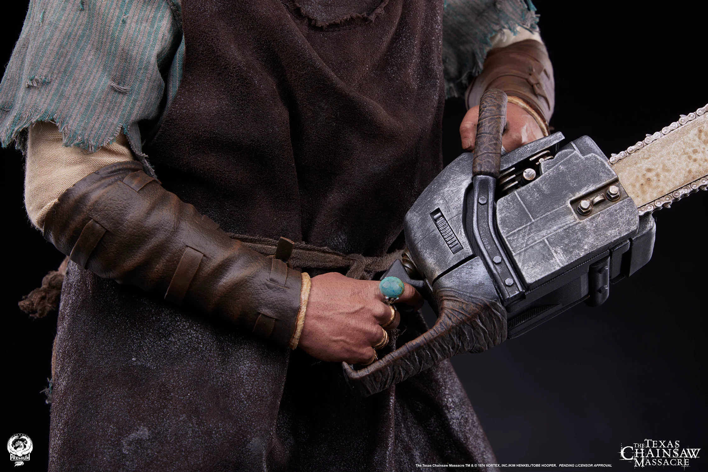 Leatherface Quarter Scale Statue - Image 4