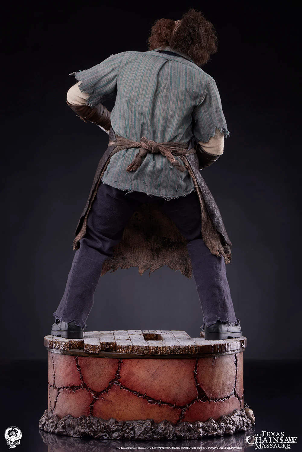 Leatherface Quarter Scale Statue - Image 5