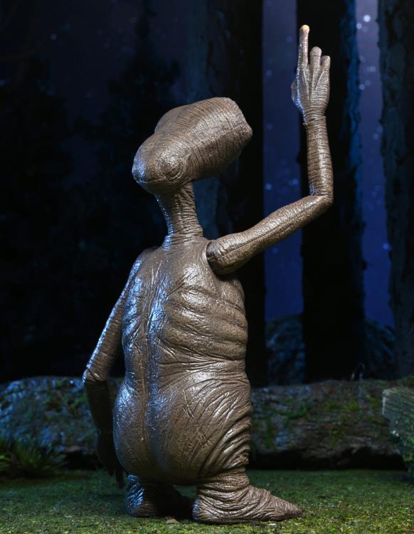 E.T. 40th Anniversary Ultimate E.T. Figure - Image 11