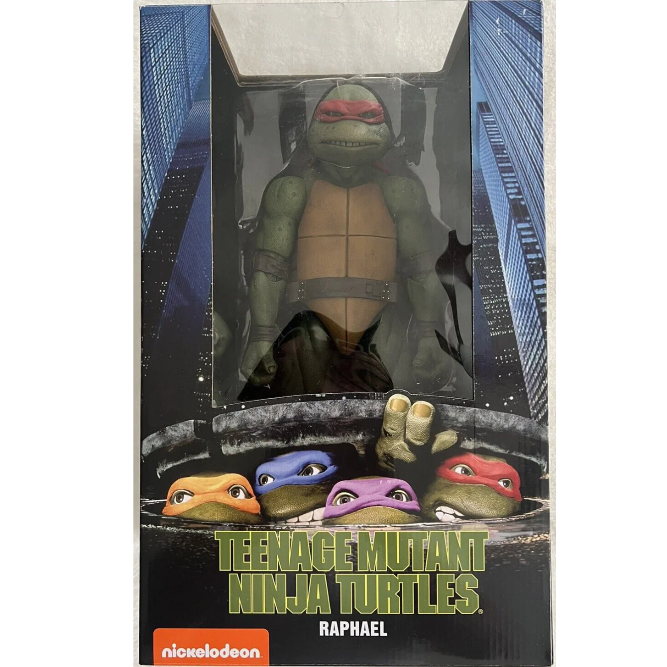 PRE-ORDRE Neca TMNT Raphael 1/4 Scale - Image 2