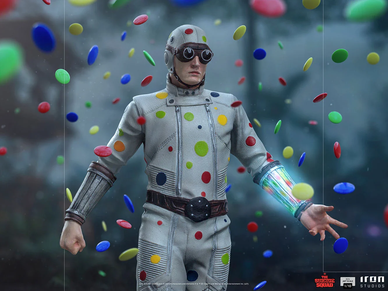 POLKA-DOT MAN 1:10 Scale Statue - Image 3