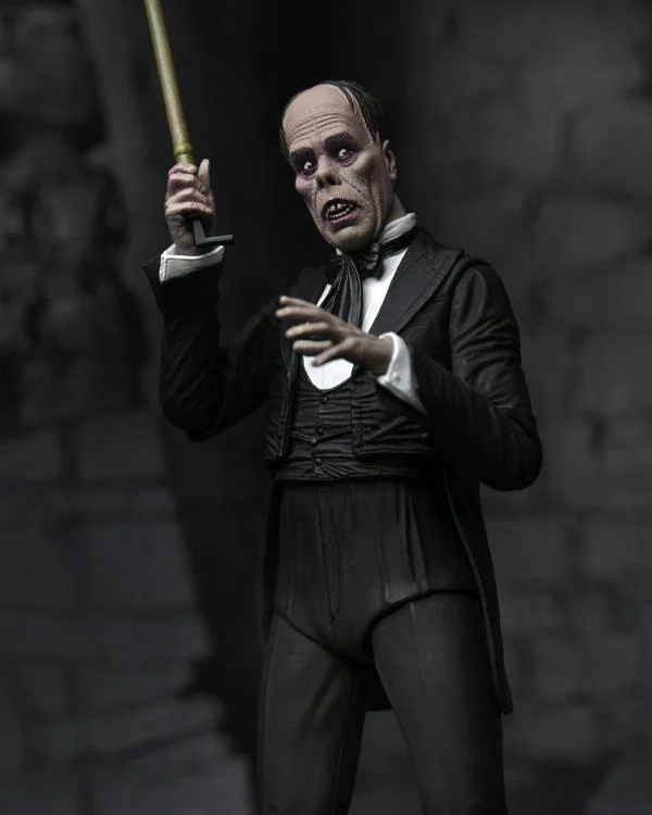 Monsters Ultimate The Phantom of the Opera Figure - Image 11