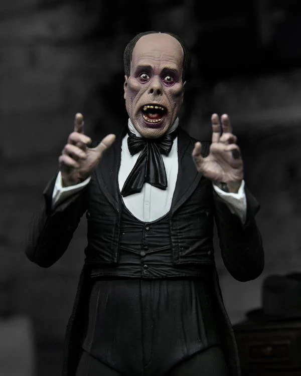 Monsters Ultimate The Phantom of the Opera Figure - Image 8