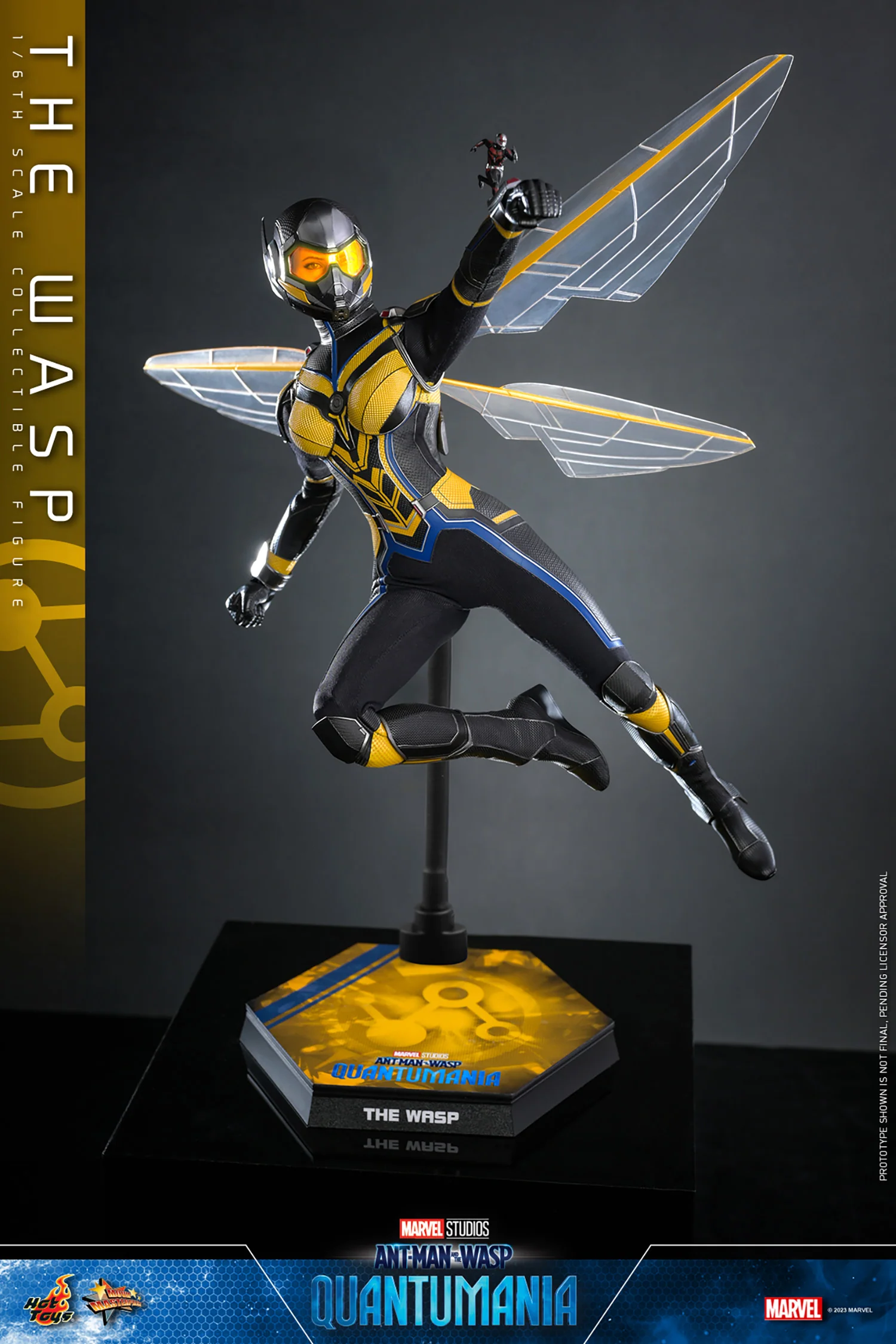 The Wasp Sixth Scale Figure - Image 2