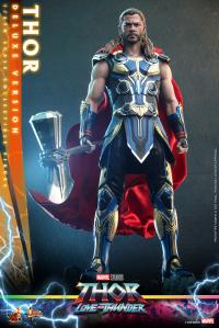Thor (Deluxe Version) Sixth Scale Figure - Image 3