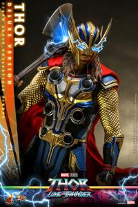 Thor (Deluxe Version) Sixth Scale Figure - Image 4