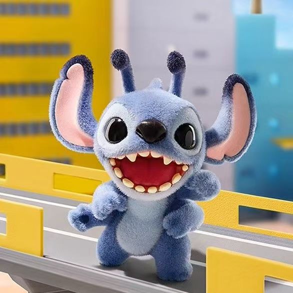 STITCH Ohana Means Family Blind Box Figure - Image 4