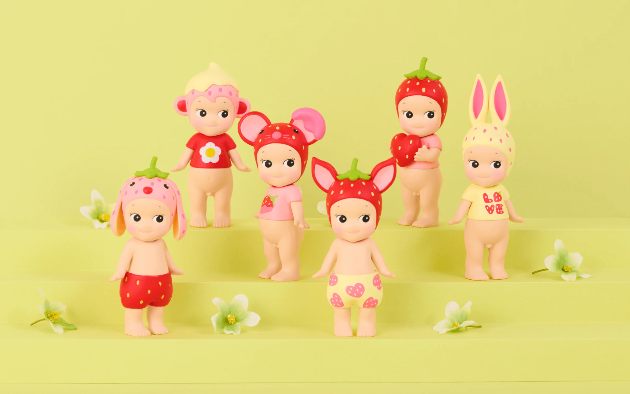 Strawberry Love Sonny Angel Blind Box - Image 2