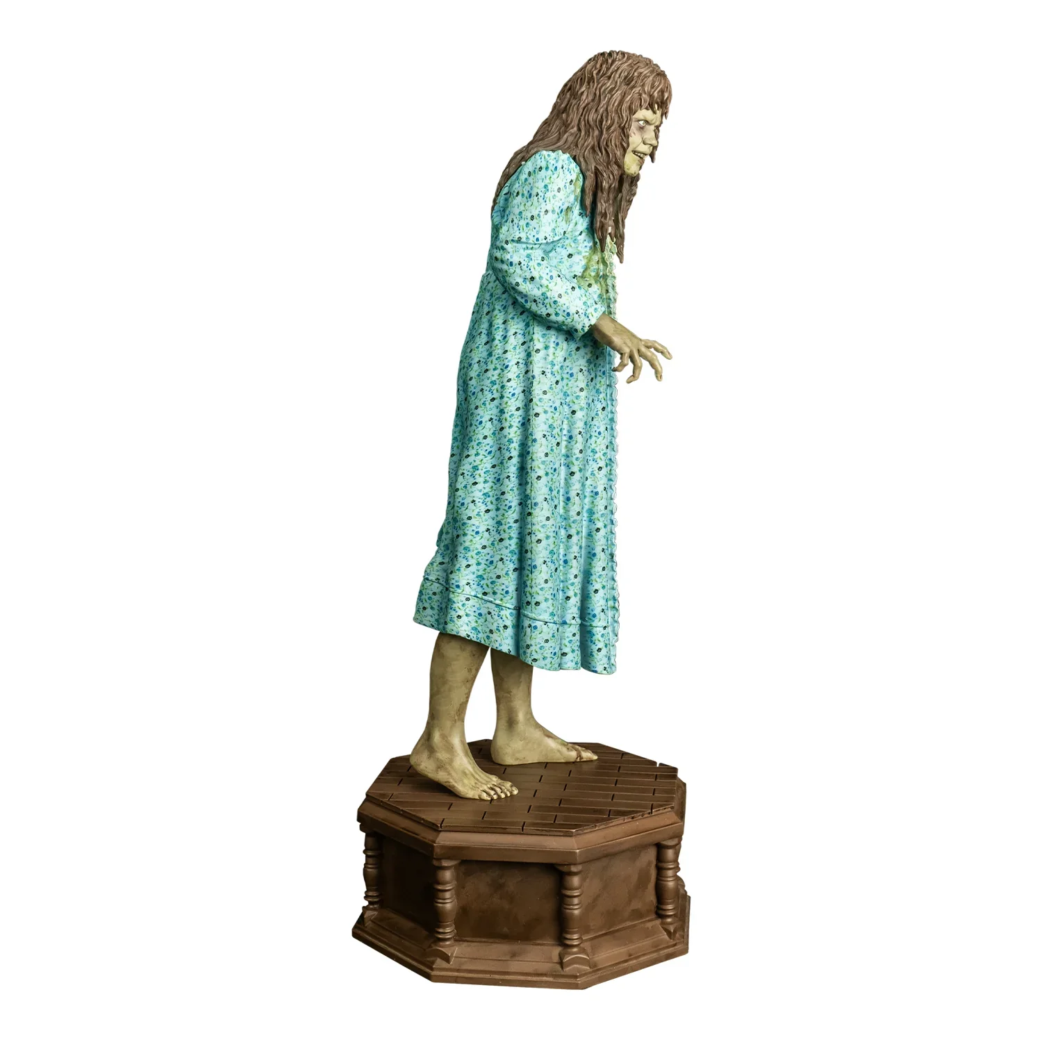 The Exorcist - Regan Statue - Image 5