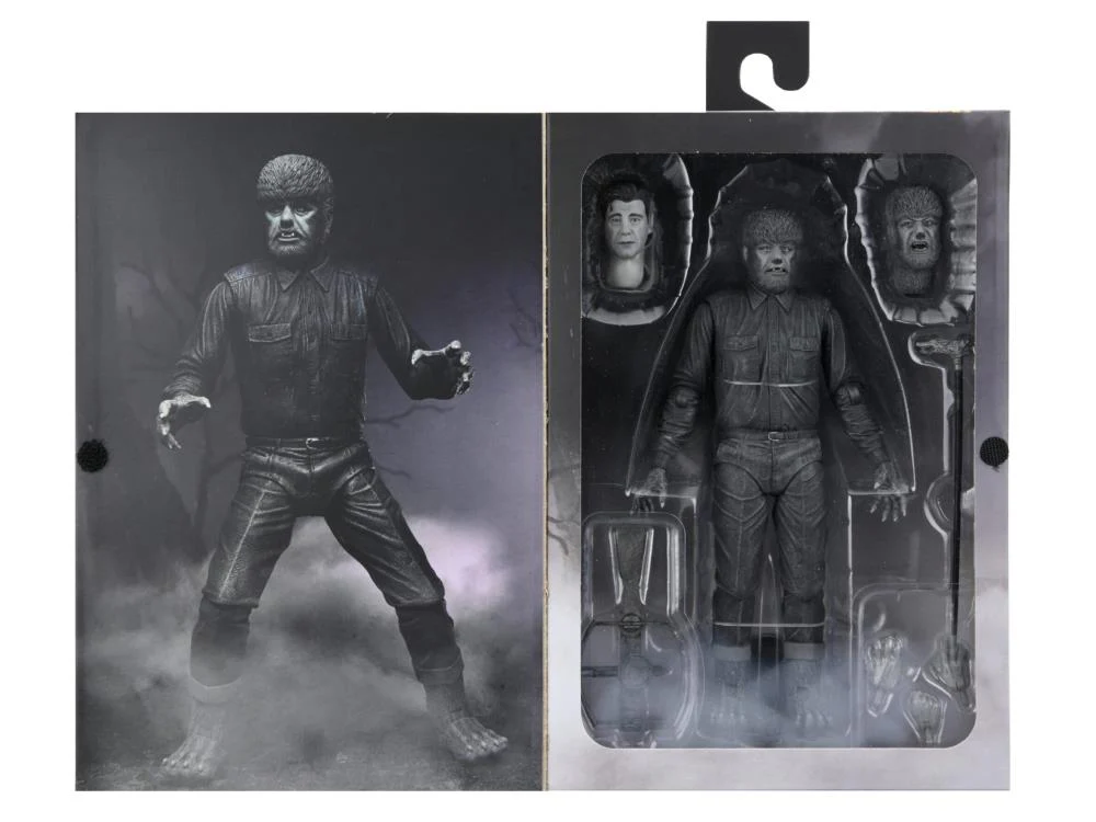 Universal Monsters Ultimate The Wolf Man (Black & White) Figure - Image 20