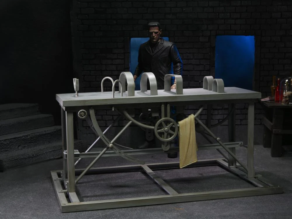 Universal Monsters Frankenstein Accessory Pack - Image 3
