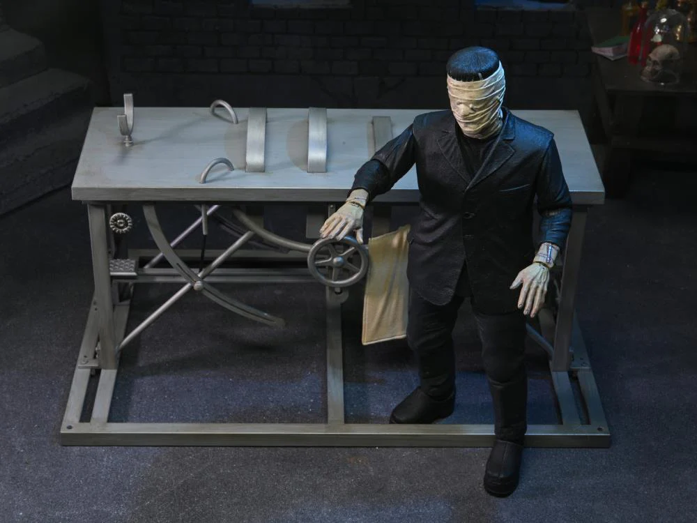 Universal Monsters Frankenstein Accessory Pack - Image 6