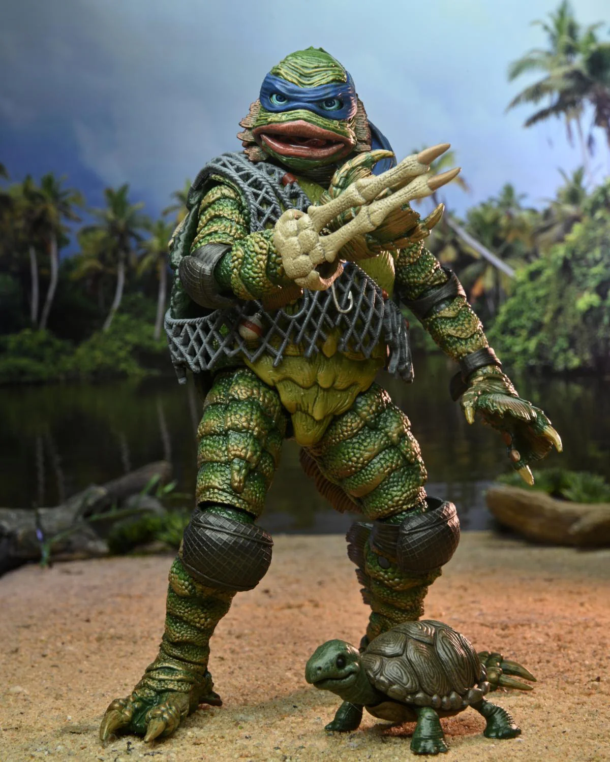 Universal Monsters/Teenage Mutant Ninja Turtles - 7” Scale Action Figure – Ultimate Leonardo as the Creature - Image 2